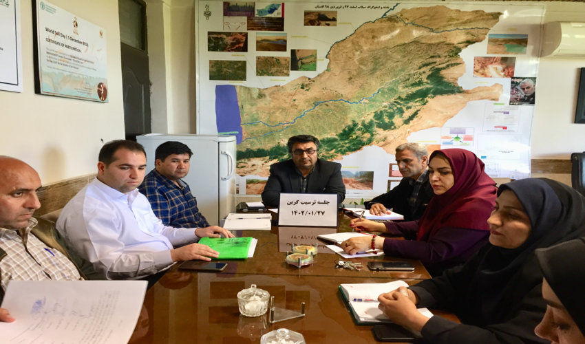 توزیع 20 هزار نهال مثمر و غیر مثمر در حوزه های هدف ترسیب کربن گلستان