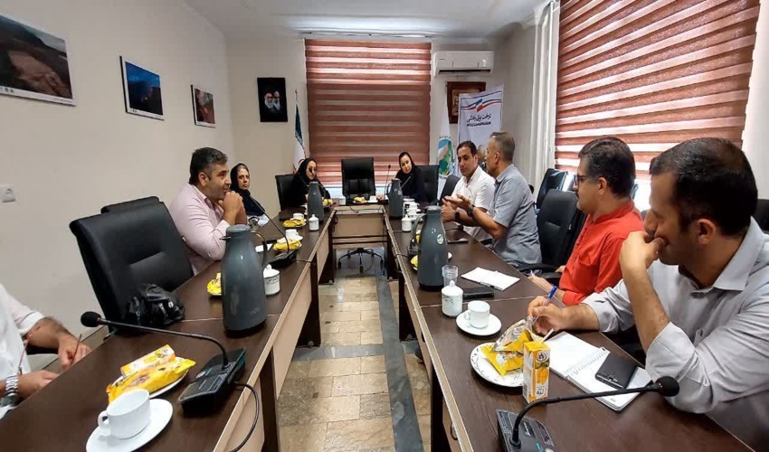 اولین جلسه با حضور کنشگران و فعالین محیط زیست و منابع طبیعی برگزار شد.