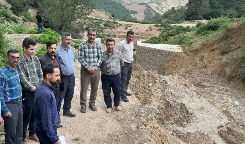 بازدید کارشناسان دیوان محاسبات از پروژه های آبخیزداری مینودشت و گالیکش 