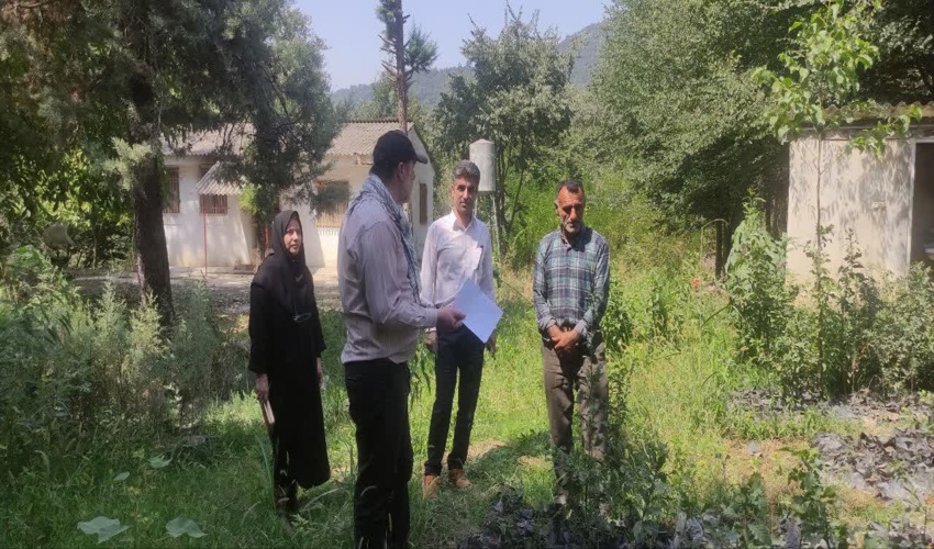 کارشناسان معاونت امور جنگل سازمان در چالوس از نهالستان های گلستان بازدید کردند
