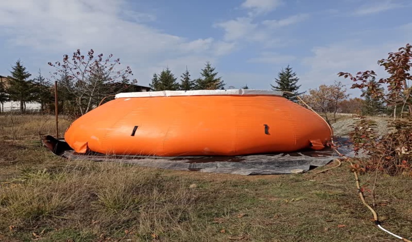 نصب اولین مخزن آبگیری متحرک با حجم ۳۰ هزار لیتر در منطقه کوهستانی درازنو کردکوی