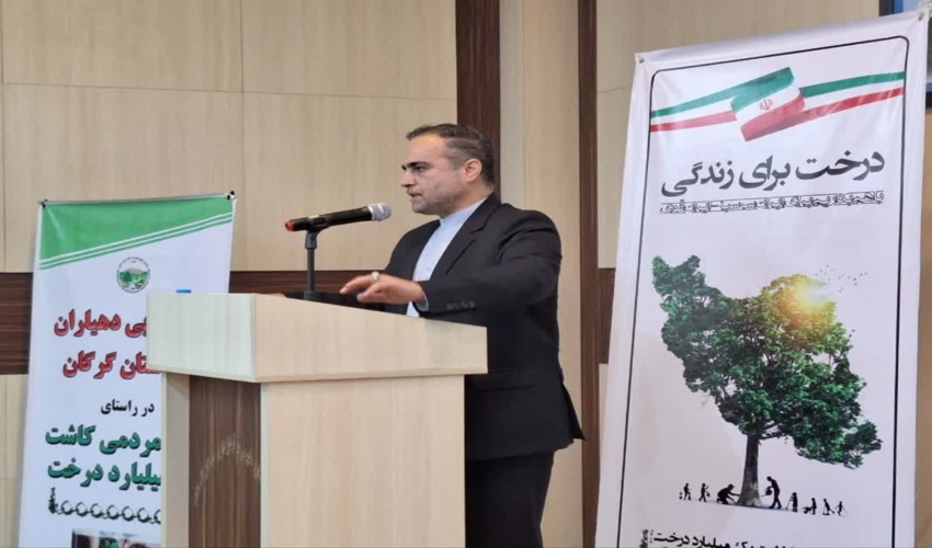 کاشت و حفظ درخت با حضور فعال دهیاران محقق شدنی است