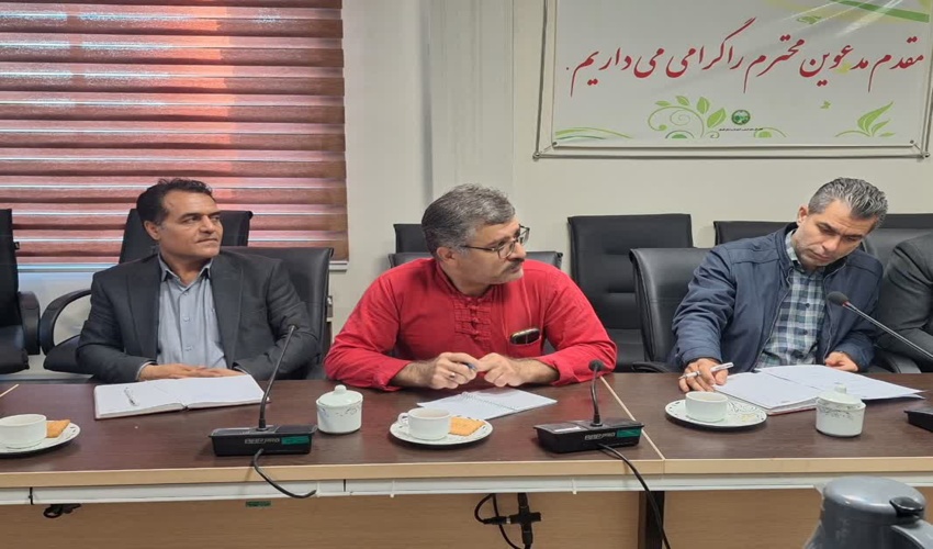 تشکل ها و سازمان های مردم نهاد در پویش کاشت یک میلیارد درخت پای کار هستند