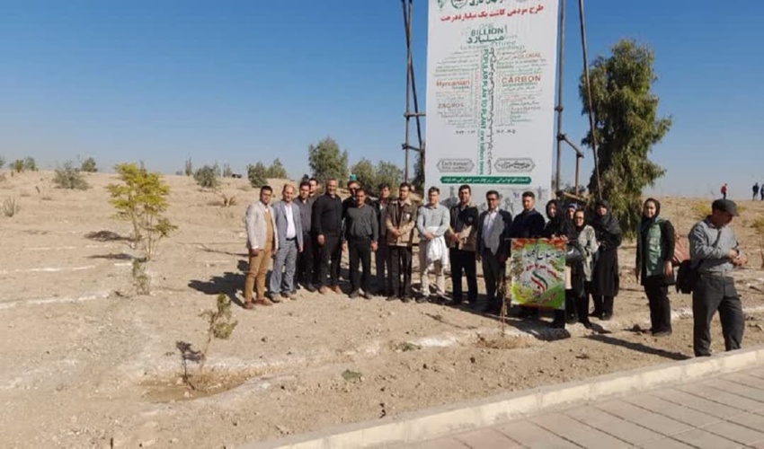 احداث بوستان‌های روستایی راهی برای توسعه فضای سبز در شهرستان مراوه تپه 