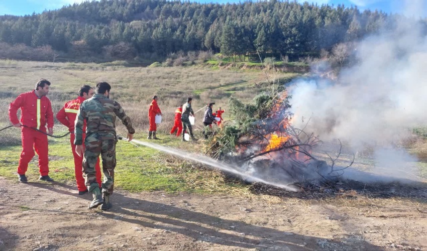 اجرای مانور اطفاء حریق جنگل ها و مراتع در گرگان برگزار شد