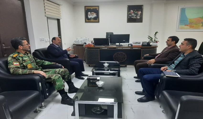 در کنار منابع طبیعی برای افزایش ضریب حفاظت از عرصه های ملی و بیت المال هستیم