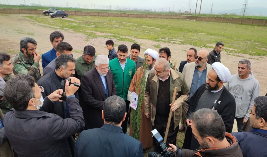 برگزاری پویش نهال کاری با یاد ۲۸شهید جاوید اثر علی آبادکتول در گلزار شهدا با حضور استاندار گلستان
