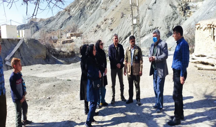 بازدید کارشناسان دفتر حفظ و حمایت سازمان منابع طبیعی و آبخیزداری کشور از نصب آبگرمکن های خورشیدی شیخوله مراوه تپه