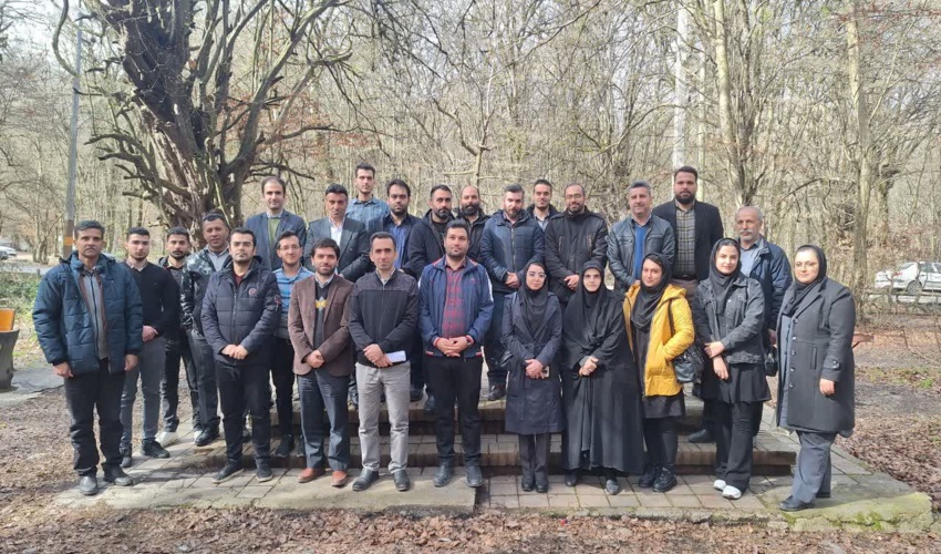 بازدیدکارگروه جوانان اداره کل منابع طبیعی و آبخیزداری مشترک با کارگروه متناظر آب منطقه ای گلستان در پارک جنگلی النگدره گرگان