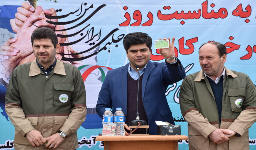 معاون عمرانی استانداری و رئیس سازمان جهادکشاورزی گلستان عضو همیار طبیعت شدند