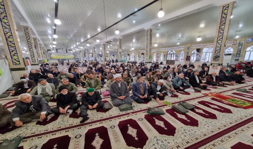 حضور پررنگ کارکنان اداره منابع طبیعی و آبخیزداری مینودشت در مصلی نماز جمعه