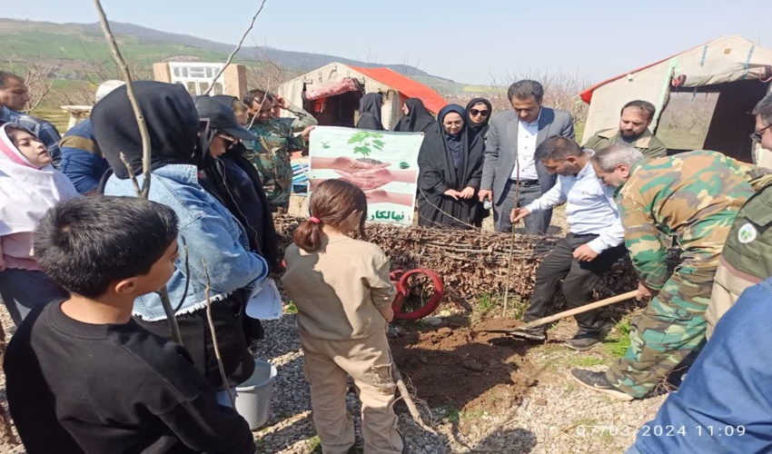 تشکیل اولین بوستان خانواده در سومین روز از هفته منابع طبیعی در آزادشهر