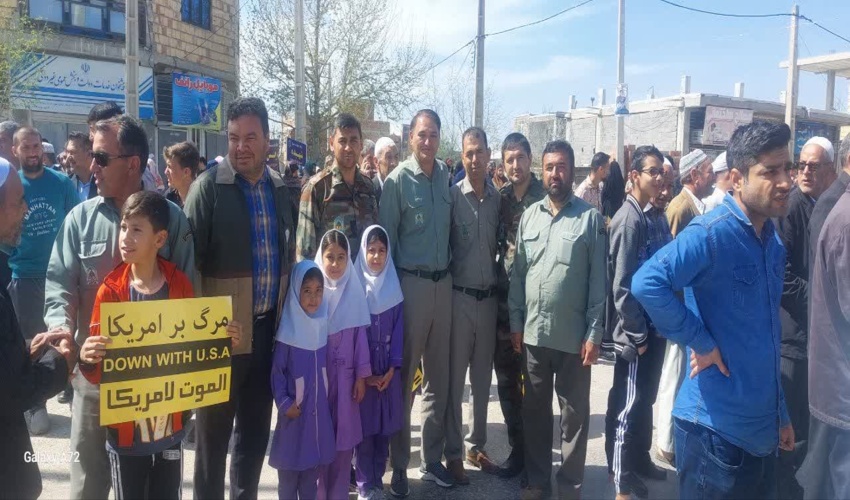حضور حماسی مسئول و نیروهای حفاظتی منابع طبیعی پیشکمر کلاله در راهپیمایی روز قدس