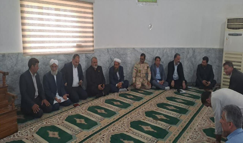 حضور رئیس اداره منابع طبیعی گنبدکاووس در میز خدمت کرند 