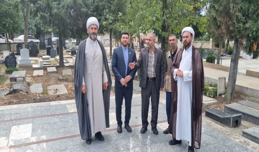 عطر افشانی و غبار روبی گلزار شهدا شهرستان مینودشت به مناسبت هفته دفاع مقدس 