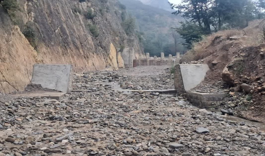 اجرای عملیات احداث و ترمیم پروژه‌های آبخیزداری رامیان از محل اعتبارات استانی