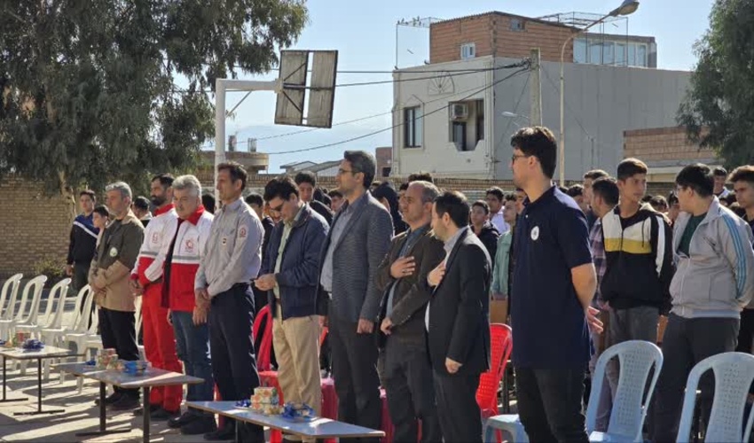 برگزاری مانور و آموزش اطفاء حریق به مناسبت هفته پدافند غیرعامل در بندرترکمن