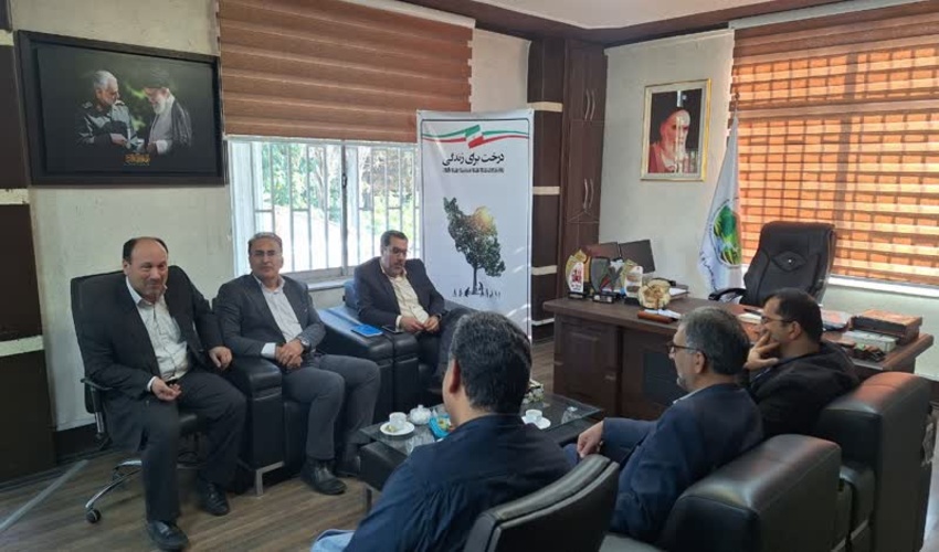 جلسه دکتر حمید سلامتی با مدیرکل راه و شهرسازی و بنیاد مسکن انقلاب اسلامی گلستان