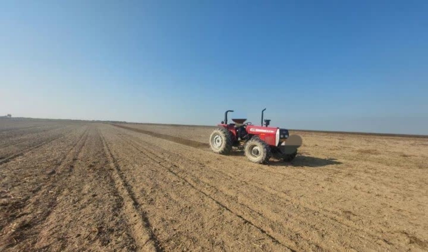 رفع تصرف داوطلبانه  27796 متر مربع زمین در بندرگز