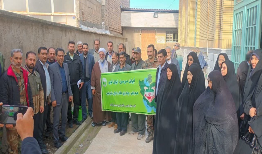 پویش نهالکاری در آزادشهر به صورت همزمان کشوری در مصلی نماز جمعه برگزار شد