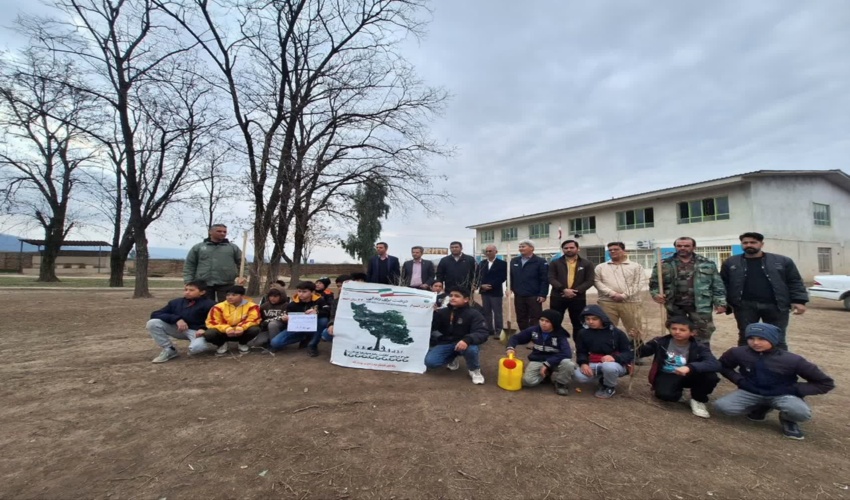 مراسم نهالکاری مدرسه حمزه روستای صالح آباد کلاله 