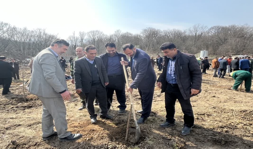 گزارش تصویری از پویش جان ایران در ناهارخوران(2)