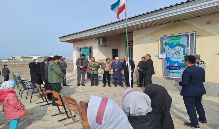هفته منابع طبیعی در شهرستان گمیشان با نواختن زنگ طبیعت آغاز شد.