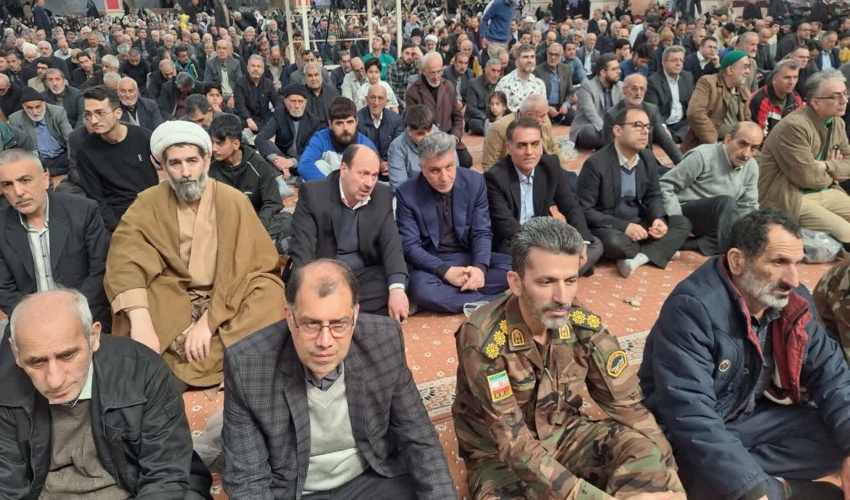 گزارش تصویری از حضور مدیرکل، معاونین، فرمانده یگان و جنگلبانان  در نماز جمعه مصلی گرگان