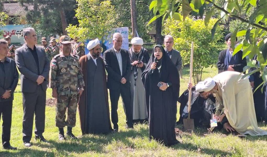 غرس ۲ هزار و ۷۳ اصله نهال در قالب پویش ملی سرو ایران به مناسبت روز ارتش جمهوری اسلامی ایران